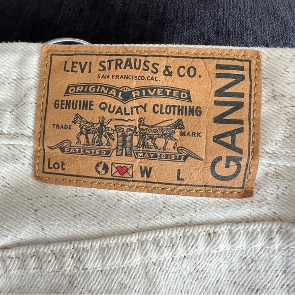 Ganni x Levi’s Slit Loose Pattern Ecru Jeans - Picture 9 of 12